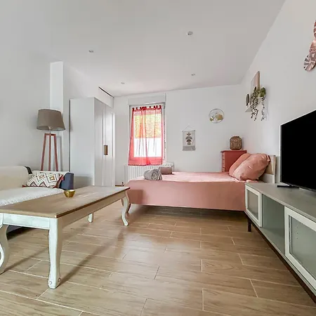 Apartamento Cosy Et Calme, Lit Double, Proche Transports *